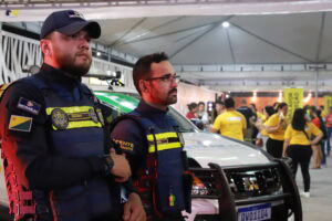 DETRAN-EXPO-BEATRIZ-4-300×200